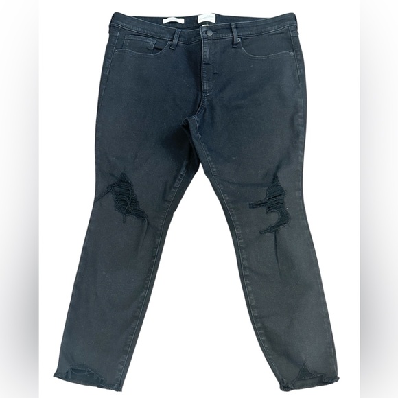 Universal Thread plus size distressed skinny jeans 18/34S New without tag - Picture 2 of 4